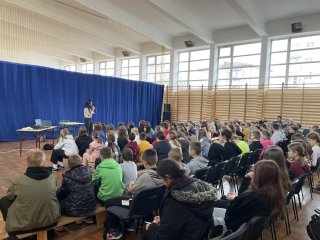 Wykład profilaktyczno- edukacyjny na temat przeciwdziałania agresji szkolnej i rówieśniczej