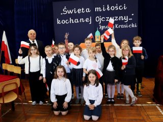 &#34;Święta miłości kochanej Ojczyzny&#34;- akademia z okazji Konstytucji Trzeciego Maja 