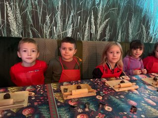 Wycieczka klas pierwszych do Pracowni Świętego Mikołaja