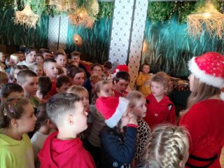 Wycieczka klas pierwszych do Pracowni Świętego Mikołaja