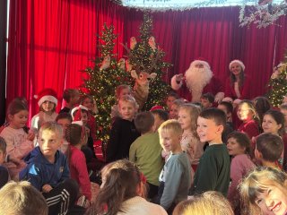 Wycieczka klas pierwszych do Pracowni Świętego Mikołaja