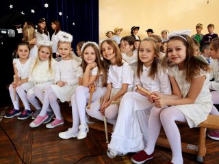 Jasełka szkolne – magia świątecznego przedstawienia