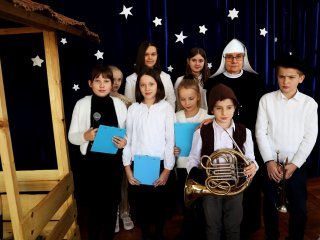 Jasełka szkolne – magia świątecznego przedstawienia