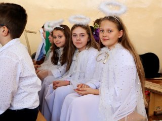 Jasełka szkolne – magia świątecznego przedstawienia