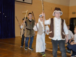 Jasełka szkolne – magia świątecznego przedstawienia