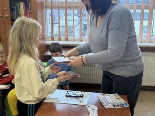 Pasowanie na Czytelnika – pierwszoklasiści wkraczają w świat książek