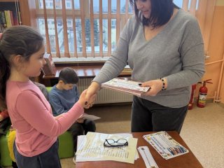 Pasowanie na Czytelnika – pierwszoklasiści wkraczają w świat książek