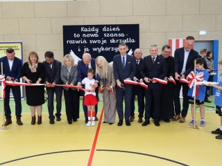 Uroczyste otwarcie sali gimnastycznej po modernizacji – dzień pełen wzruszeń i radości