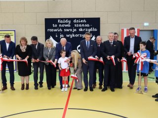 Uroczyste otwarcie sali gimnastycznej po modernizacji – dzień pełen wzruszeń i radości