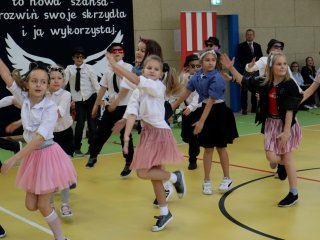 Uroczyste otwarcie sali gimnastycznej po modernizacji – dzień pełen wzruszeń i radości