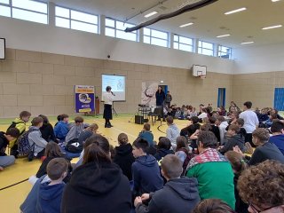 WARSZTATY O HEJCIE W RAMACH OGÓLNOPOLSKIEJ KAMPANII „NIE HEJTUJĘ – MOTYWUJĘ” W NASZEJ SZKOLE