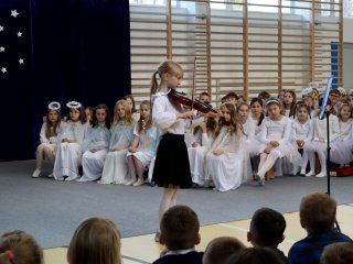 Jasełka w naszej szkole – wyjątkowe spotkanie z bożonarodzeniową tradycją