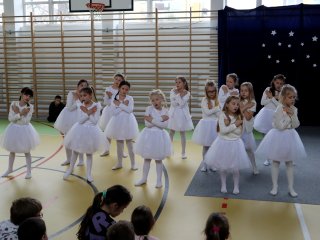 Jasełka w naszej szkole – wyjątkowe spotkanie z bożonarodzeniową tradycją