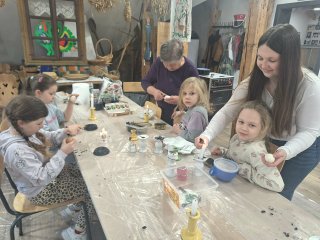 Wielkanocne inspiracje – warsztaty zdobienia pisanek